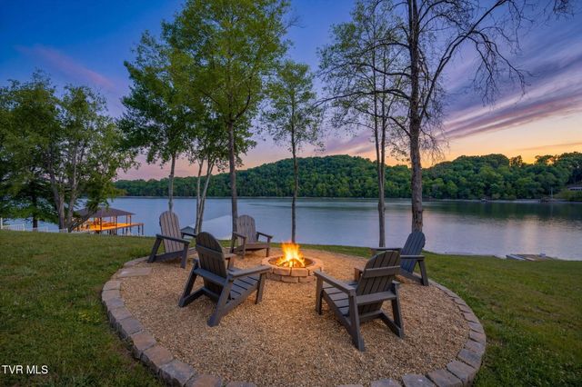 136 Meredith Circle, Johnson City, TN 37615