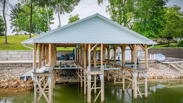 136 Meredith Circle, Johnson City, TN 37615