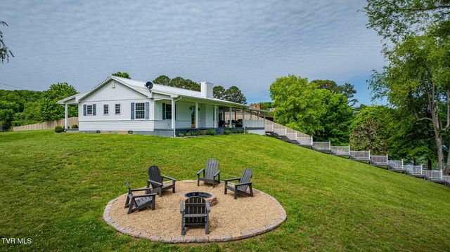 136 Meredith Circle, Johnson City, TN 37615