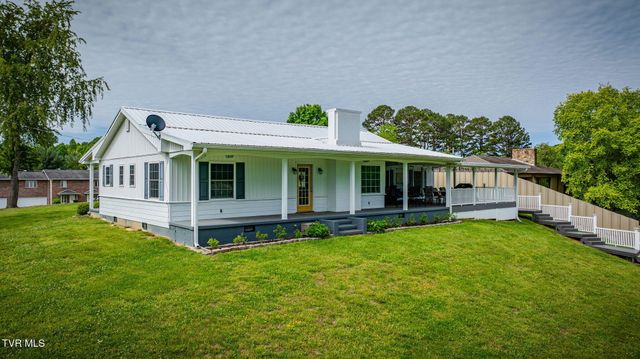 136 Meredith Circle, Johnson City, TN 37615