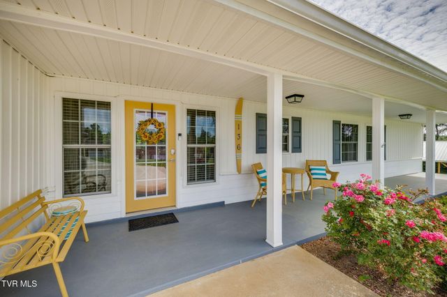 136 Meredith Circle, Johnson City, TN 37615