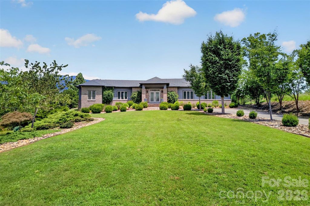 362 Captains Drive, Nebo, NC 28761