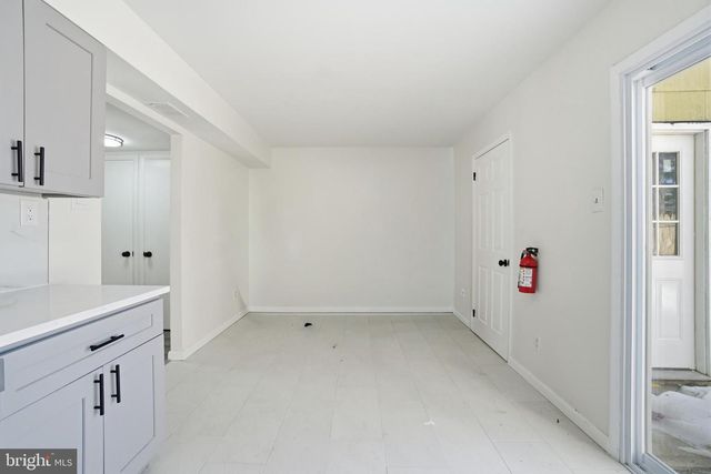 28 MELWOOD CT, Sicklerville, NJ 08081