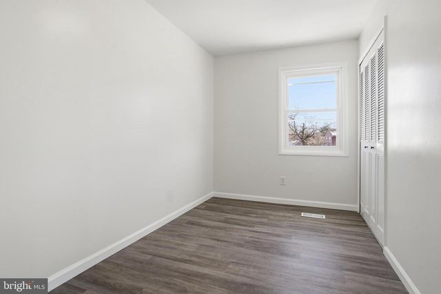 28 MELWOOD CT, Sicklerville, NJ 08081