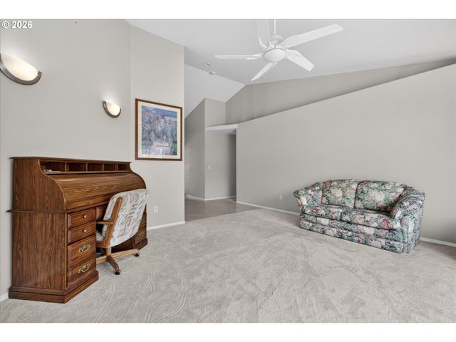 2410 E N Ave, La Grande, OR 97850