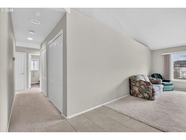 2410 E N Ave, La Grande, OR 97850