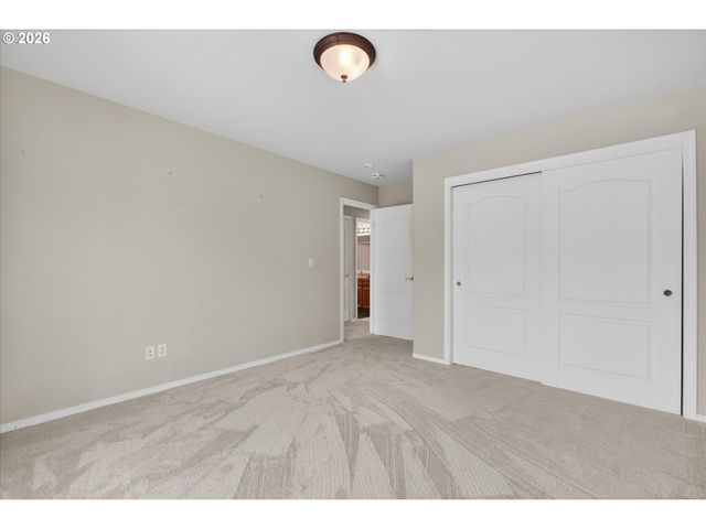 2410 E N Ave, La Grande, OR 97850