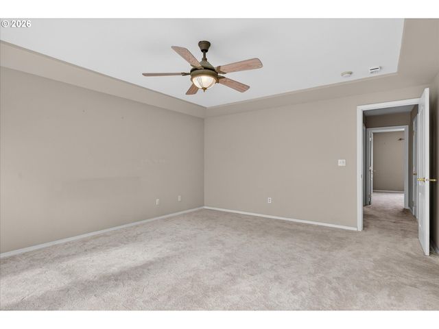 2410 E N Ave, La Grande, OR 97850