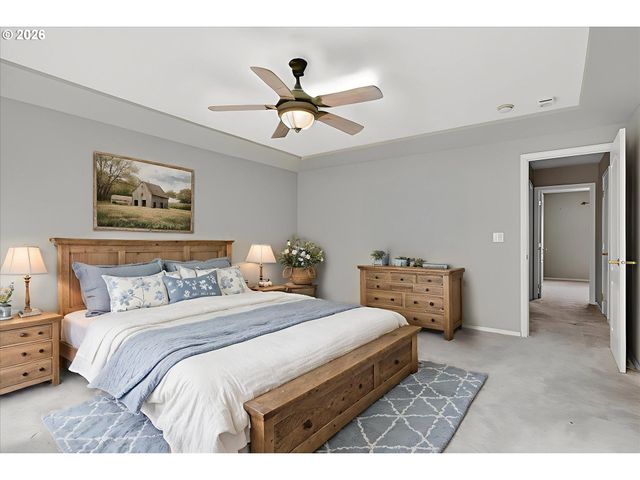 2410 E N Ave, La Grande, OR 97850