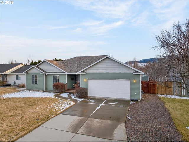 2410 E N Ave, La Grande, OR 97850