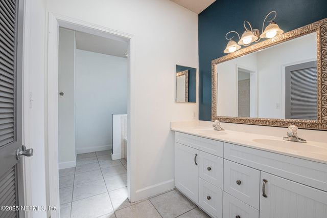 821 6TH Avenue S, Jacksonville Beach, FL 32250