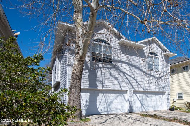 821 6TH Avenue S, Jacksonville Beach, FL 32250