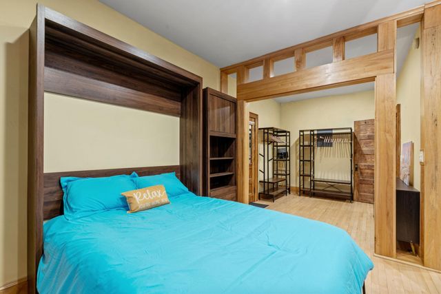 11 S 12th Street 104, Minneapolis, MN 55403