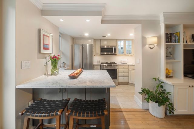 7 Concord Sq 1, Boston, MA 02118