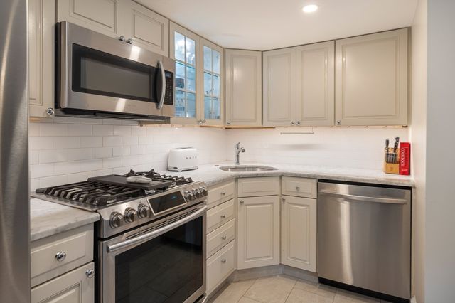 7 Concord Sq 1, Boston, MA 02118