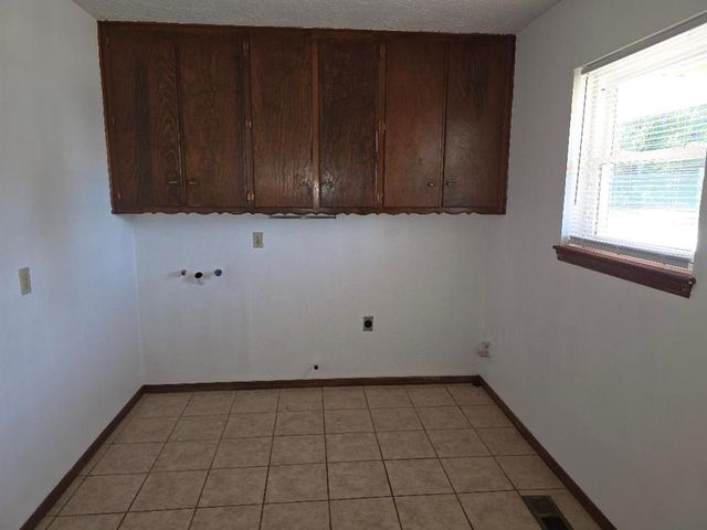 5800 Kingston Road, Oklahoma City, OK 73122