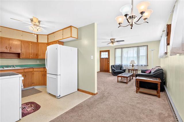 1312 Oak St, Connellsville, PA 15425