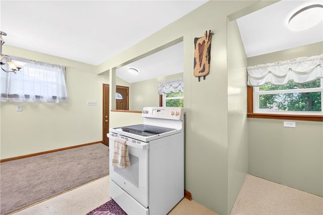 1312 Oak St, Connellsville, PA 15425