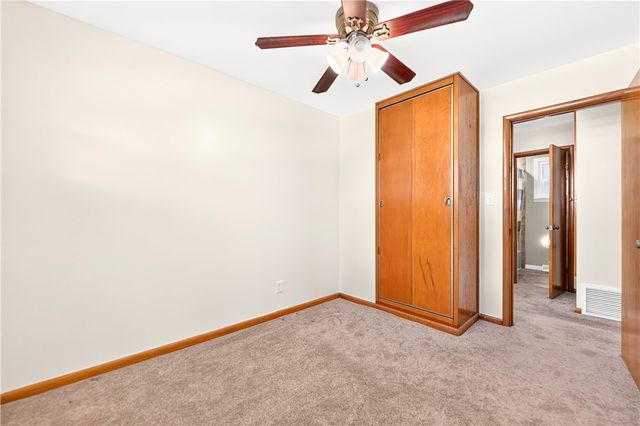 1312 Oak St, Connellsville, PA 15425