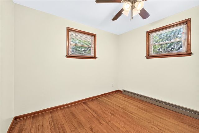 1312 Oak St, Connellsville, PA 15425