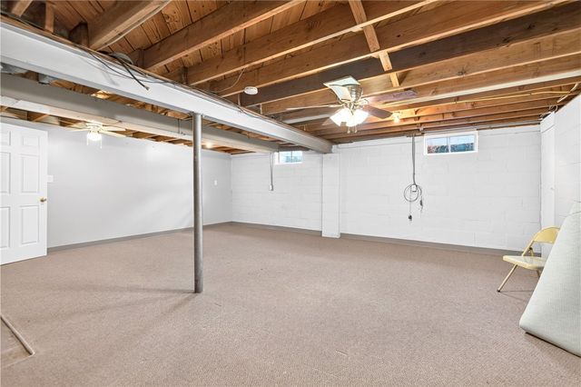 1312 Oak St, Connellsville, PA 15425