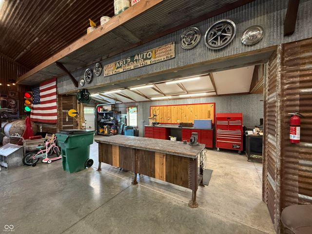 5973 Timber View Lane, Clayton, IN 46118