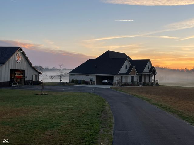 5973 Timber View Lane, Clayton, IN 46118