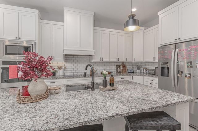 101 Lakeview Trail, Mabank, TX 75147