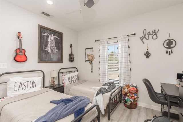 101 Lakeview Trail, Mabank, TX 75147