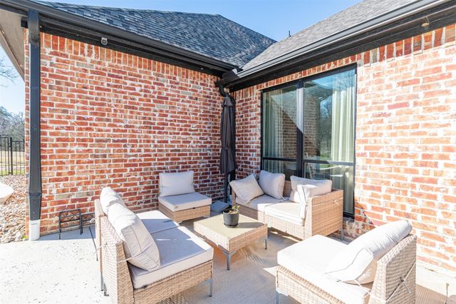 101 Lakeview Trail, Mabank, TX 75147