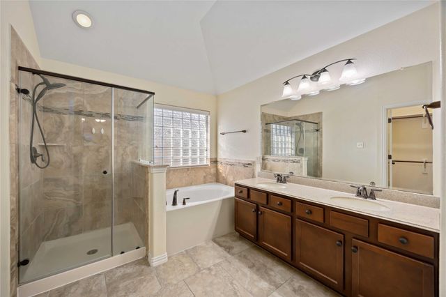 17831 Bella Ava Drive, Tomball, TX 77377