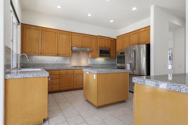 75927 ViA Allegre, Indian Wells, CA 92210