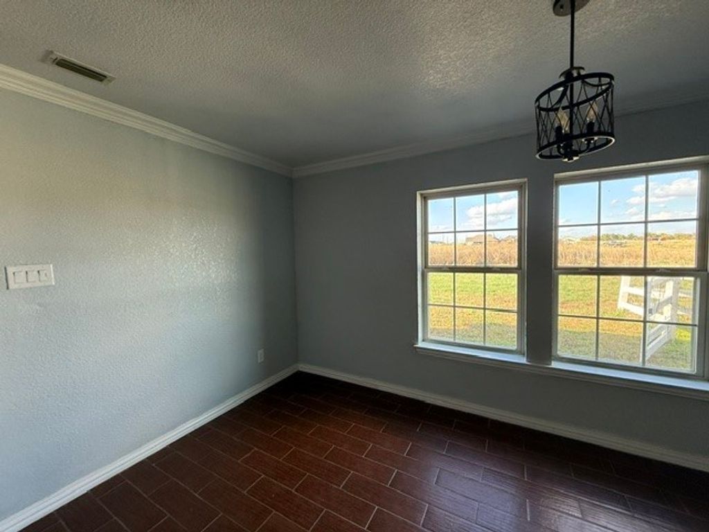 319 Hawk Ridge Road, Decatur, TX 76234 — photo 5