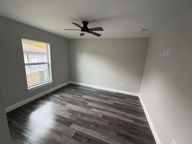 2897 NW 37th Avenue, Okeechobee, FL 34972