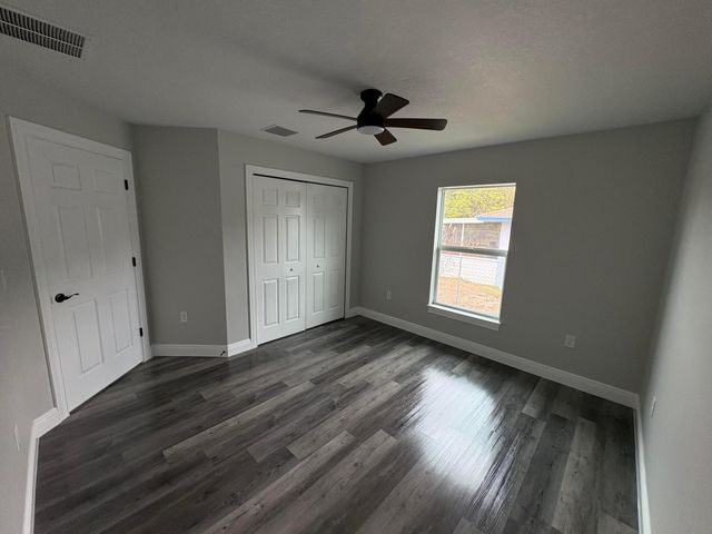 2897 NW 37th Avenue, Okeechobee, FL 34972