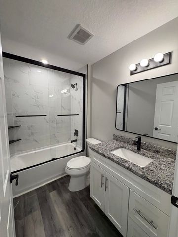 2897 NW 37th Avenue, Okeechobee, FL 34972