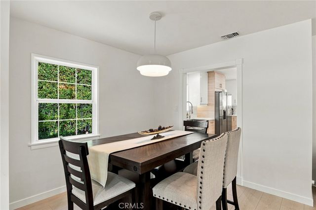 2142 E Chevy Chase, Glendale, CA 91206