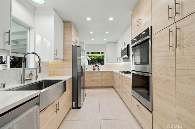 2142 E Chevy Chase, Glendale, CA 91206