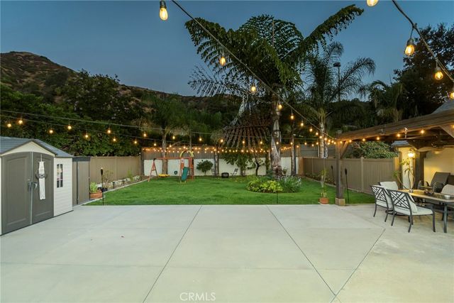 2142 E Chevy Chase, Glendale, CA 91206