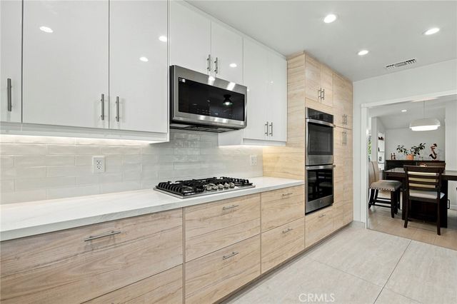 2142 E Chevy Chase, Glendale, CA 91206