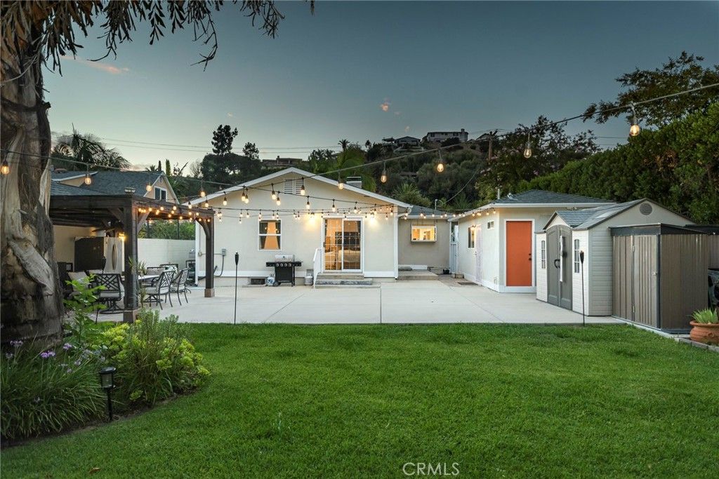2142 E Chevy Chase, Glendale, CA 91206