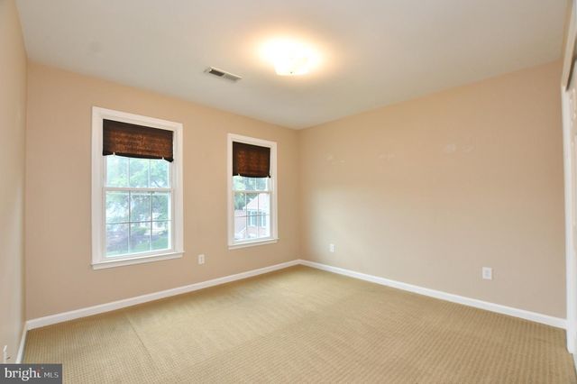 350 COPPERFIELD LN, Herndon, VA 20170