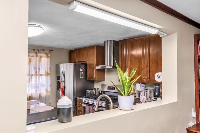 401 S Broadway, Lawrence, MA 01843