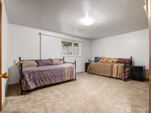 9325 114th Street SW, Lakewood, WA 98498