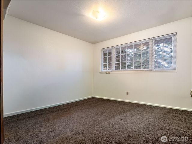 9325 114th Street SW, Lakewood, WA 98498