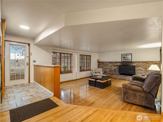 9325 114th Street SW, Lakewood, WA 98498