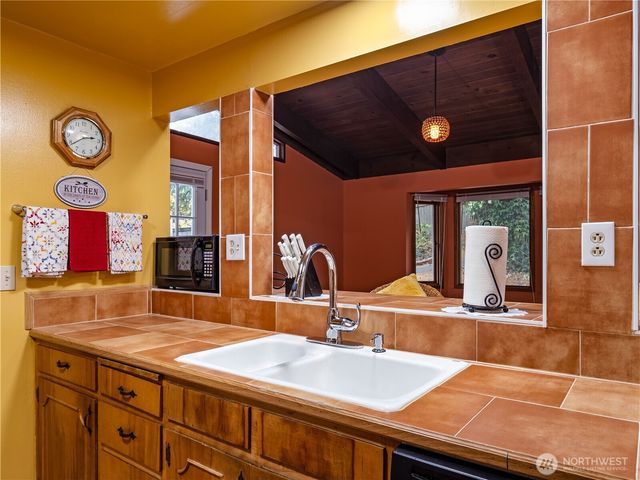 9325 114th Street SW, Lakewood, WA 98498