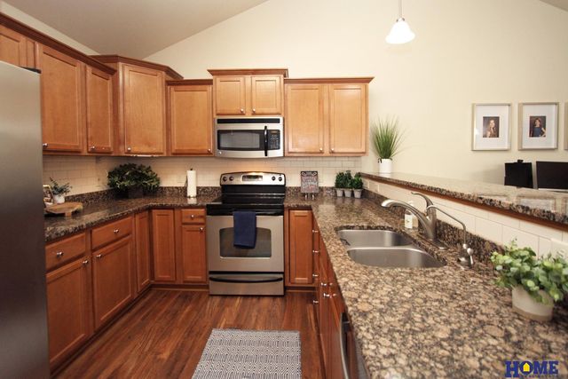 2356 Cedar Cove Road, Lincoln, NE 68507