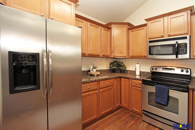 2356 Cedar Cove Road, Lincoln, NE 68507