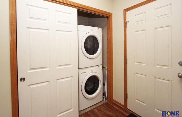 2356 Cedar Cove Road, Lincoln, NE 68507